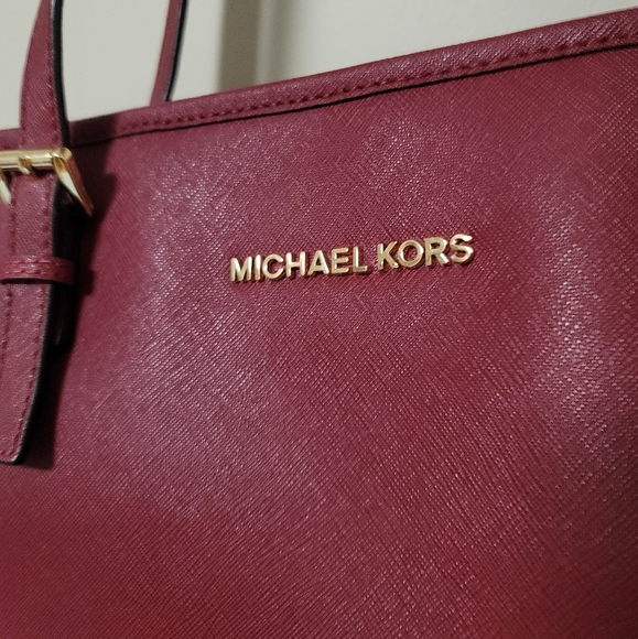 Michael Kors leather tote - Picture 4 of 9